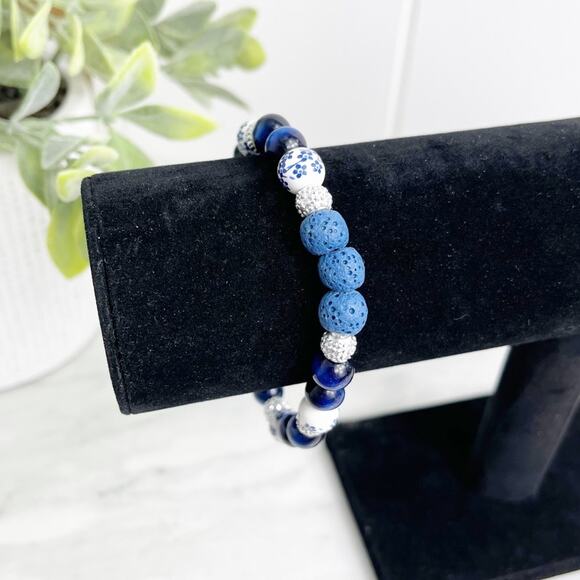 Aromatherapy Lava Stone Handmade Beaded Bracelet - Picture 2 of 6